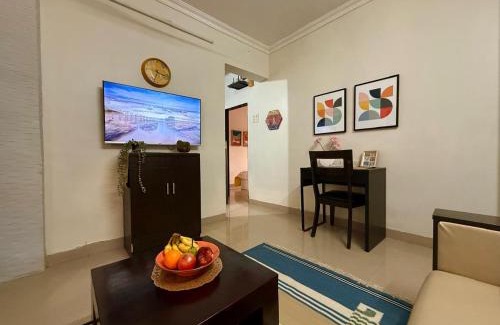 Pali Hill Apartment | Benston 203, Off Carter Road, Bandra West by Connekt Homes