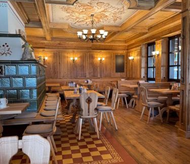 Friedrichroda Apartment | Berggasthof Heuberghaus, direkt am Rennsteig