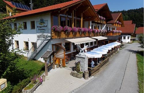 Schwarzach House | Berggasthof-Pension Seminar- und Tagungshaus Menauer