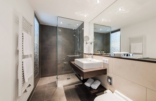 Bergheim Hotel | Bergheim 41 Hotel im Alten Hallenbad