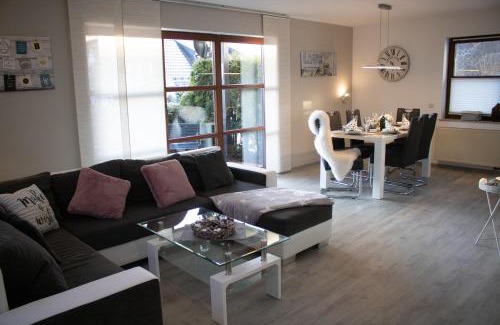 Winterberg Apartment | Bergkristall direkt am Bikepark und Skigebiet, 2 Schlafzimmer, Terrasse, abschließbarer Keller