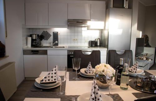 Winterberg Apartment | Bergkristall direkt am Bikepark und Skigebiet, 2 Schlafzimmer, Terrasse, abschließbarer Keller