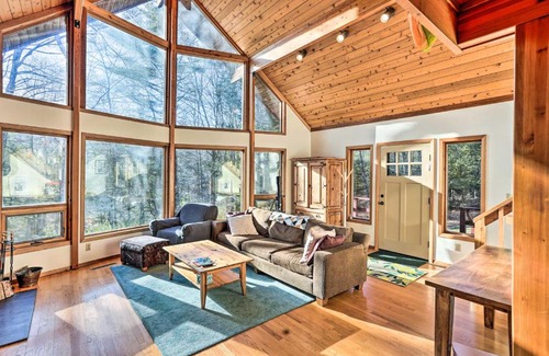 Otis House | Berkshires Cabin 2 Mi to Appalachian Trail!