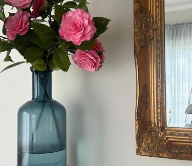 Berrima House | Berrima Cottage, walk to village, open fire