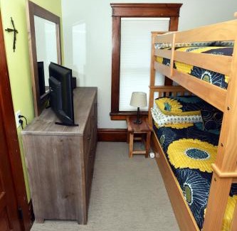 Highland Square House | Berrodin Bed & Breakfast