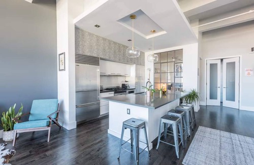 Williamsburg Apartment | Berry Loft IV by Rove | Loft w/Shared Gym, Rooftop