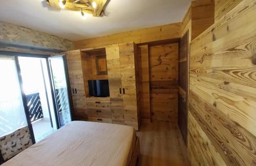 Aprica Apartment | BERTUZZI HOMES "Luxury Chalet"