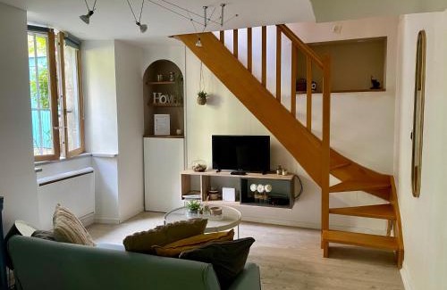 Besancon Old Town Apartment | Besançon: charmant duplex au pied de la citadelle