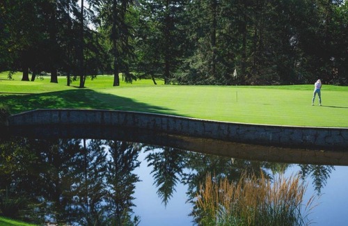 Coquitlam Condo | Beside the beautiful famous Vancouver Golf Club!