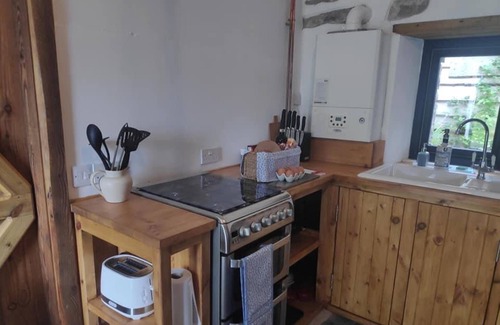 Dunbeath Cottage | Bespoke 1 Bed Cottage in Dunbeath Village