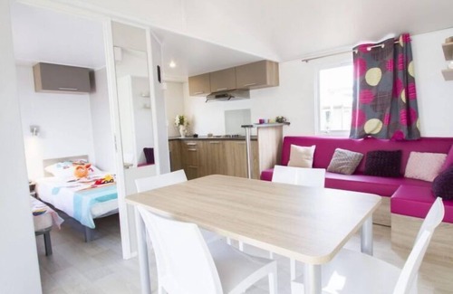 Bessan House | Bessan Mobile Home with Pool Fun