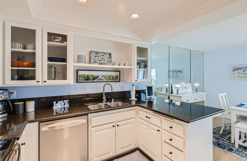 Coronado Cays House | Best beach and bay views in a beautiful and cozy townhome in the Cays