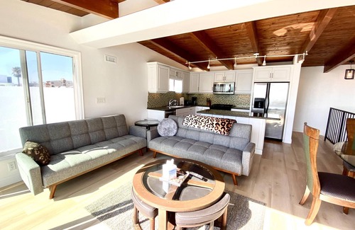 Hermosa Beach House | Best Beach Home- Steps To The Sand - Awesome !