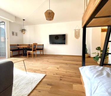 Schwarzenbach Apartment | Best Butler Family & Friends mit Hund