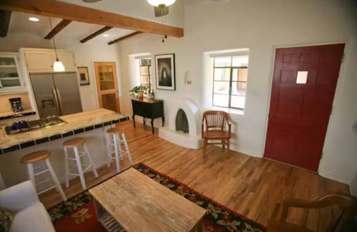 Taos Apartment | Best Casita: A Hidden Jewel Next To The Plaza.