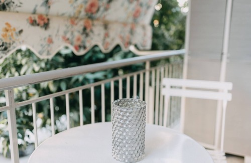 Attiki Apartment | Best House, Attiki metro, Athens