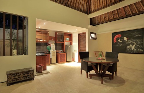 Mangsit Villa | Best location, 1 BR Private Pool Villa