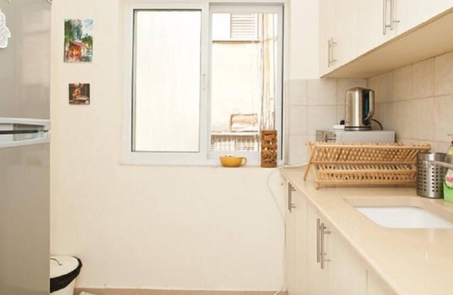 Tel Aviv City Center Apartment | Best location in Tel Aviv: next to trendy Dizengoff & Peaceful Gordon st & Beach