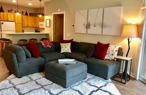 Bellaire Condo | Best Location on Cedar River Golf Course. 50 yards from the Driving Range!
