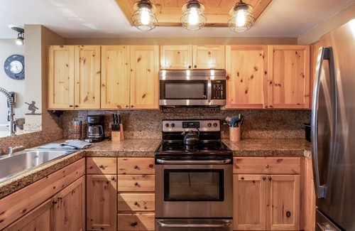 Peak 9 Condo | Best of Breck Location Epic Views Resort Amenities