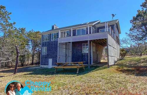 Edgartown House | BEST OF CHAPPY SPECTAC WATERVW HM 2026 WEEKLY WALK/BCH KAYAKS/BIKES W/FERRY TIX