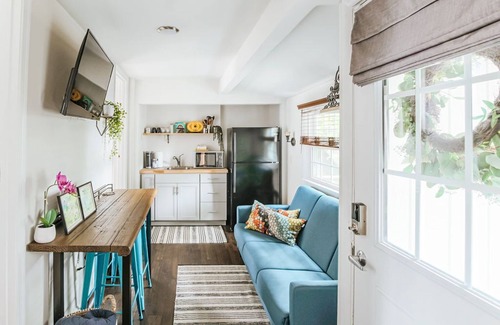 North Downtown House | Best of Downtown and Belmont in cozy unique 2BD! Walk everywhere!