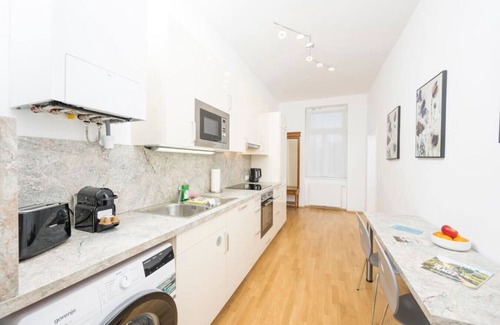 Hernals Apartment | Best of Hernals Top 34