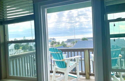 Pirates Beach House | Best of Tides - Make family memories!