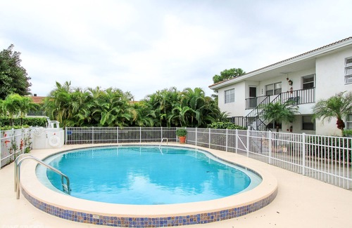 Park Shore Condo | Best Vacation Spot in Naples, Florida
