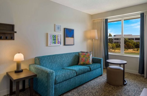 Oyster Point Hotel | Best Value, Quality Stay! Free Breakfast, Near San Francisco Botanical Garden