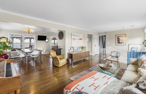 Cutchogue House | Best Waterfront VIEW ON THE NORTH FORK MATURE GARDENS QUIET STREET PRIVATE BEACH