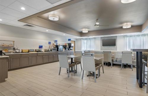 Brockport Hotel | Best Western Brockport Inn & Suites