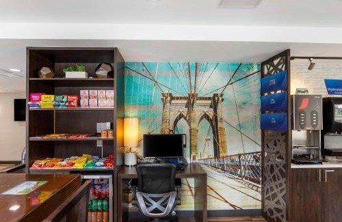 Gravesend Hotel | Best Western Brooklyn-Coney Island Inn