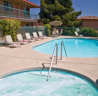 Cottonwood Hotel | Best Western Cottonwood Inn