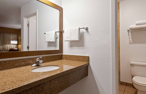 Tucumcari Hotel | Best Western Discovery Inn