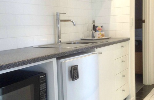 Geelong Hotel | Best Western Geelong Motor Inn & Serviced Apartments