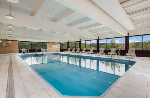 Matamoras Hotel | Best Western Hunt's Landing Hotel Matamoras Milford