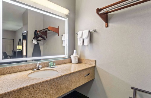Mexia Hotel | Best Western Inn