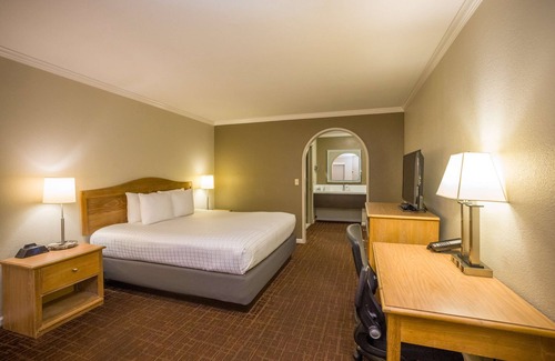 Centennial Hotel | Best Western Inn
