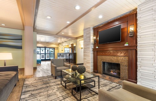 Martinez Hotel | Best Western John Muir Inn