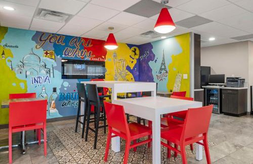 Prestonia Hotel | Best Western Louisville Airport Expo