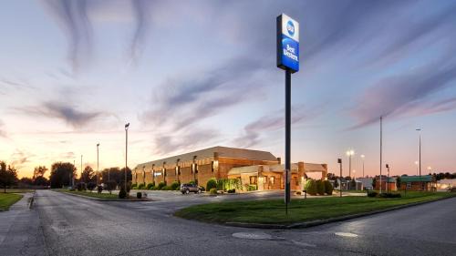 Martinsville Hotel | Best Western Martinsville Inn