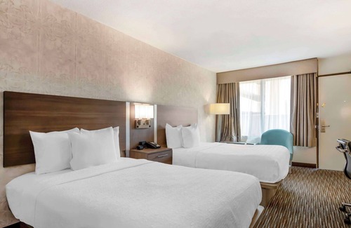 Rockville Centre Hotel | Best Western Mill River Manor