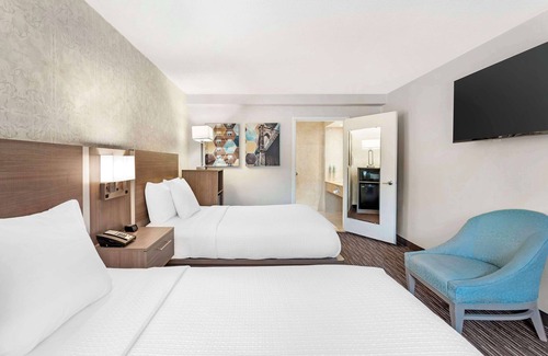 Rockville Centre Hotel | Best Western Mill River Manor