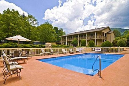 Maggie Valley Hotel | Best Western Mountainbrook Inn Maggie Valley