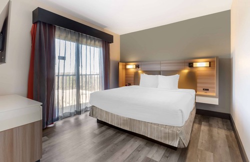 Hapeville Hotel | Best Western Plus Atlanta Airport-East