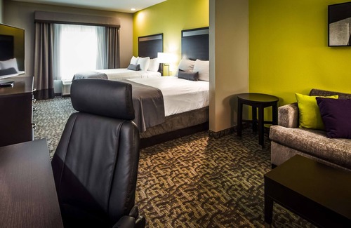 Bay City Hotel | Best Western Plus Bay City Inn & Suites