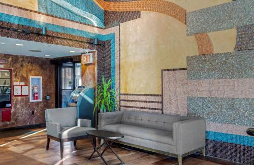 Sheepshead Bay Hotel | Best Western Plus Brooklyn Bay Hotel