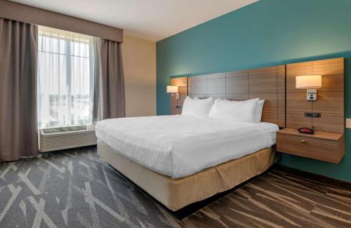 Centralia Hotel | Best Western Plus Centralia Hotel & Suites