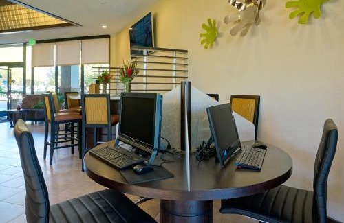 Fremont Hotel | Best Western Plus Garden Court Inn